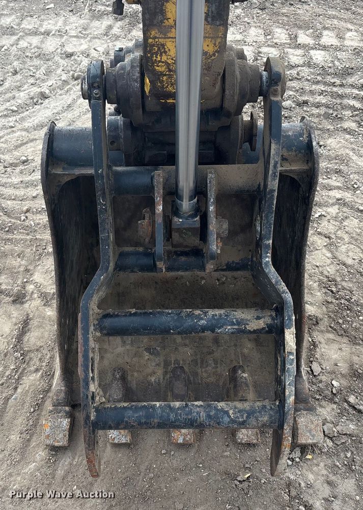 image for item FG1643 2012 Caterpillar 304D mini excavator