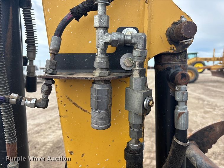 image for item FG1643 2012 Caterpillar 304D mini excavator