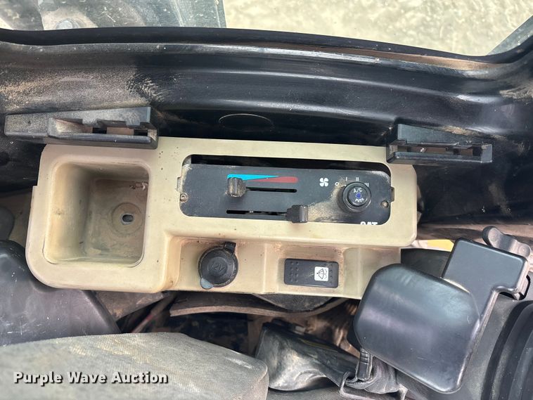 image for item FG1643 2012 Caterpillar 304D mini excavator