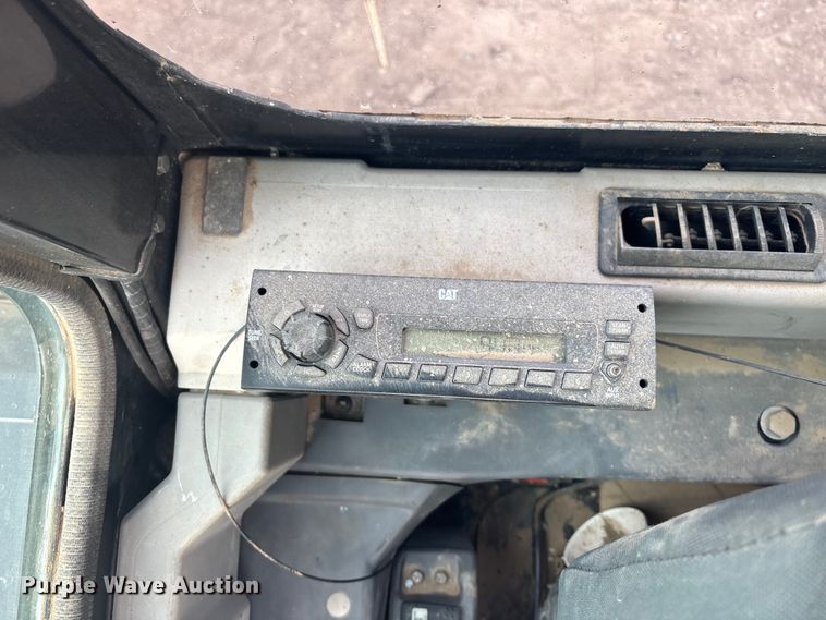 image for item FG1643 2012 Caterpillar 304D mini excavator