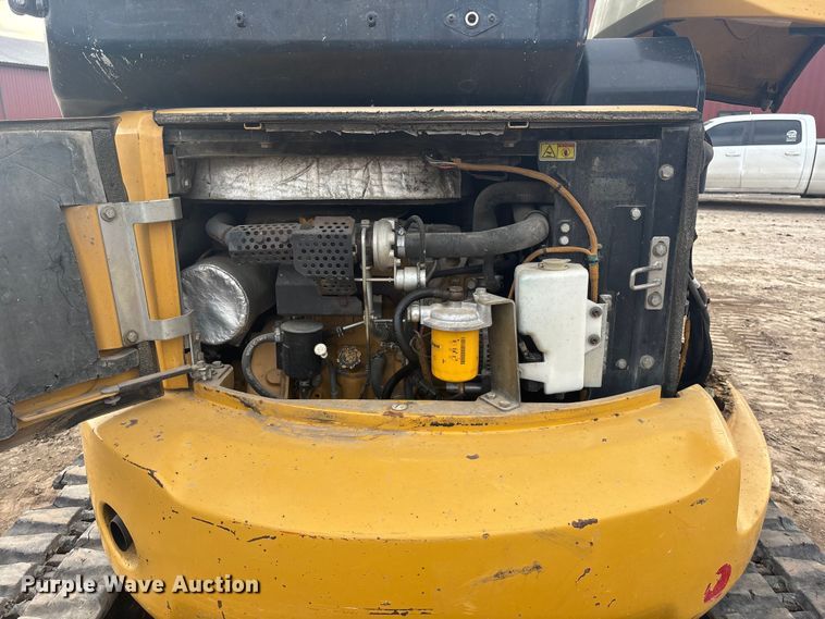 image for item FG1643 2012 Caterpillar 304D mini excavator