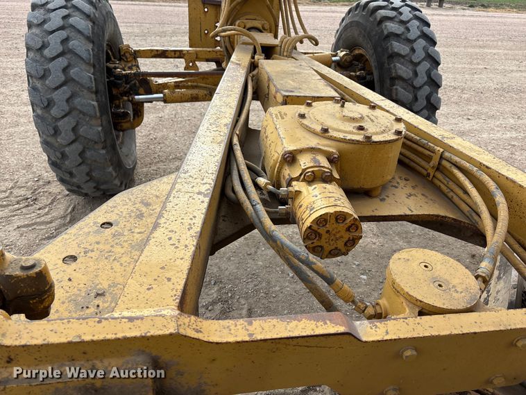 image for item FG1644 1992 Caterpillar 140G motor grader