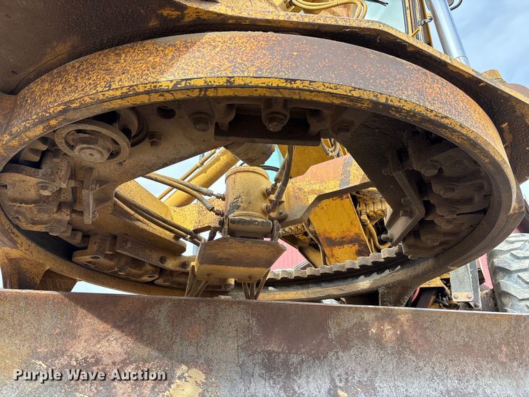 image for item FG1644 1992 Caterpillar 140G motor grader