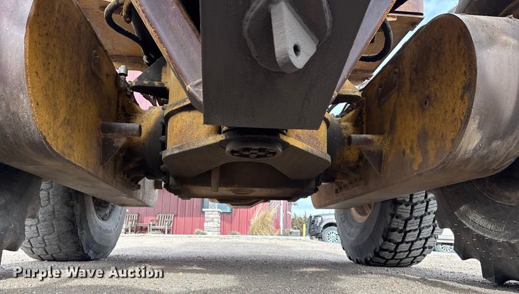 image for item FG1644 1992 Caterpillar 140G motor grader