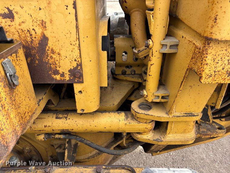 image for item FG1644 1992 Caterpillar 140G motor grader