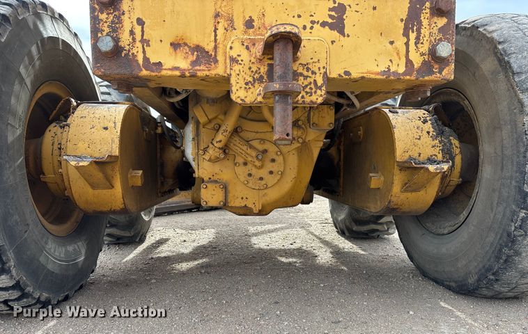 image for item FG1644 1992 Caterpillar 140G motor grader