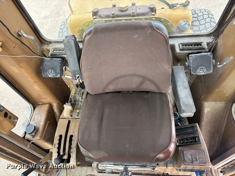 image for item FG1644 1992 Caterpillar 140G motor grader