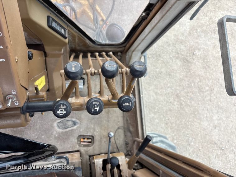 image for item FG1644 1992 Caterpillar 140G motor grader