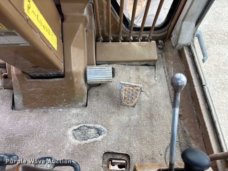 image for item FG1644 1992 Caterpillar 140G motor grader