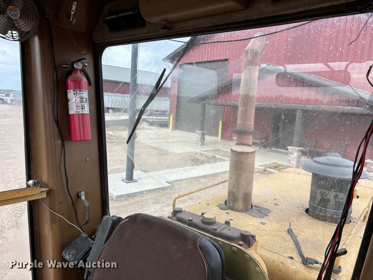 image for item FG1644 1992 Caterpillar 140G motor grader