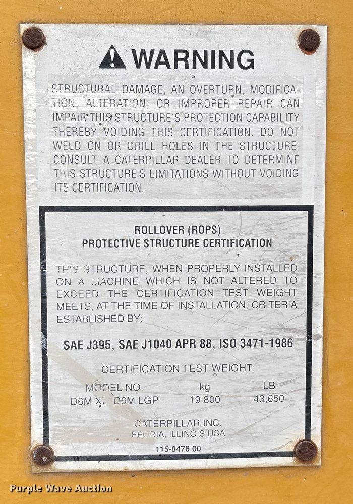 image for item FG1645 1997 Caterpillar D6M dozer