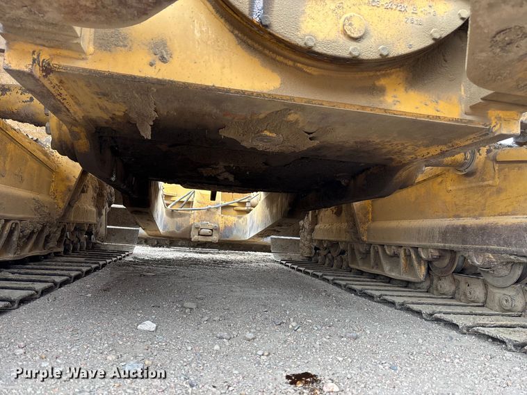 image for item FG1645 1997 Caterpillar D6M dozer