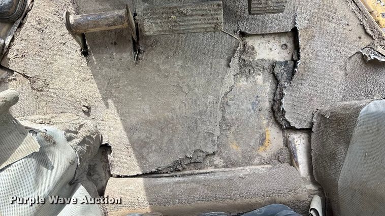 image for item FG1645 1997 Caterpillar D6M dozer