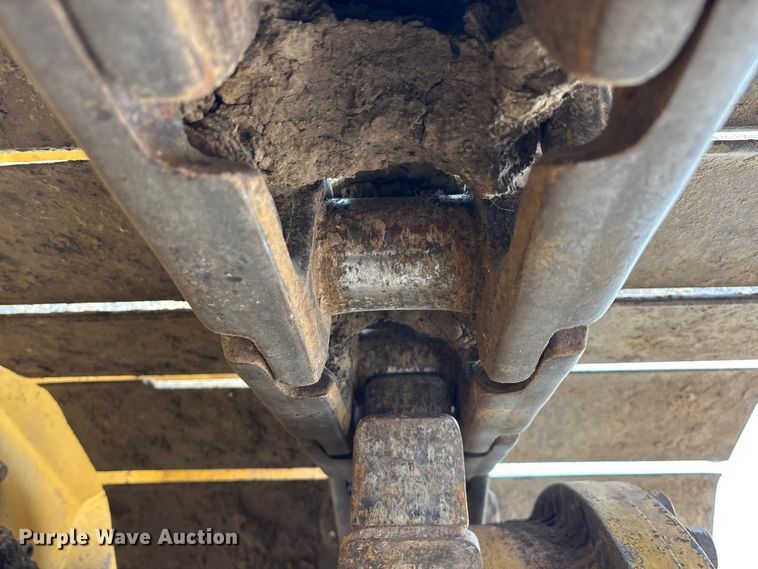 image for item FG1645 1997 Caterpillar D6M dozer