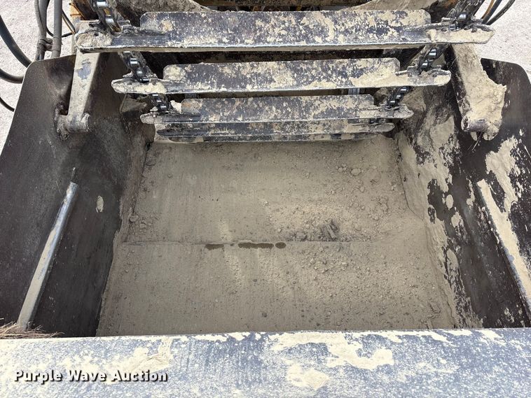 image for item FG1646 1988 Caterpillar 615C elevating scraper