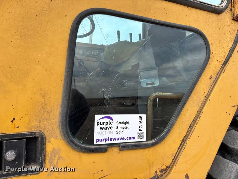 image for item FG1646 1988 Caterpillar 615C elevating scraper