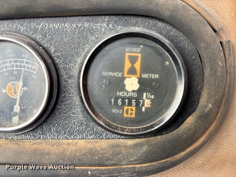 image for item FG1646 1988 Caterpillar 615C elevating scraper