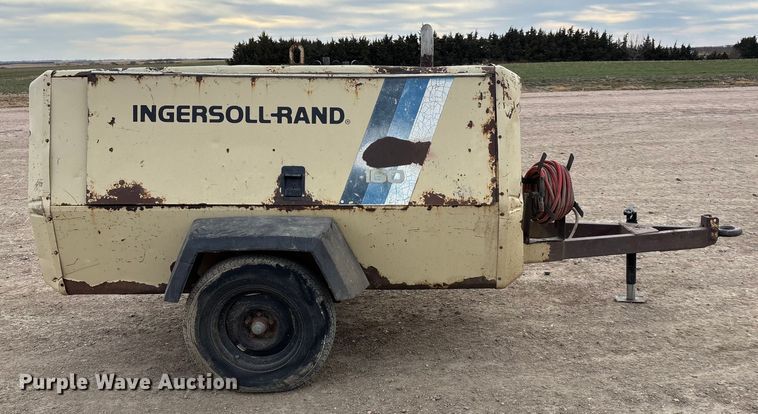 image for item FG1647 1995 Ingersoll Rand P160 air compressor