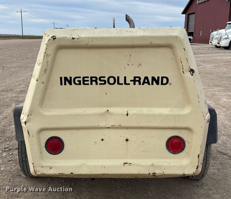 image for item FG1647 1995 Ingersoll Rand P160 air compressor