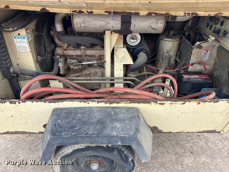 image for item FG1647 1995 Ingersoll Rand P160 air compressor