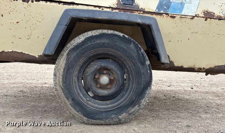 image for item FG1647 1995 Ingersoll Rand P160 air compressor