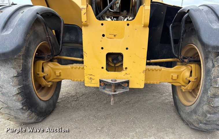 image for item FG1648 2005 Caterpillar TH220B telehandler