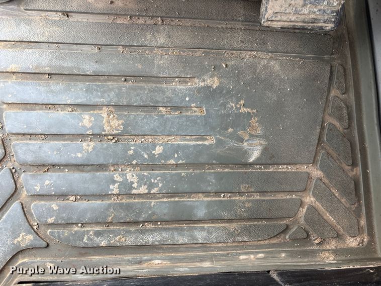 image for item FG1648 2005 Caterpillar TH220B telehandler