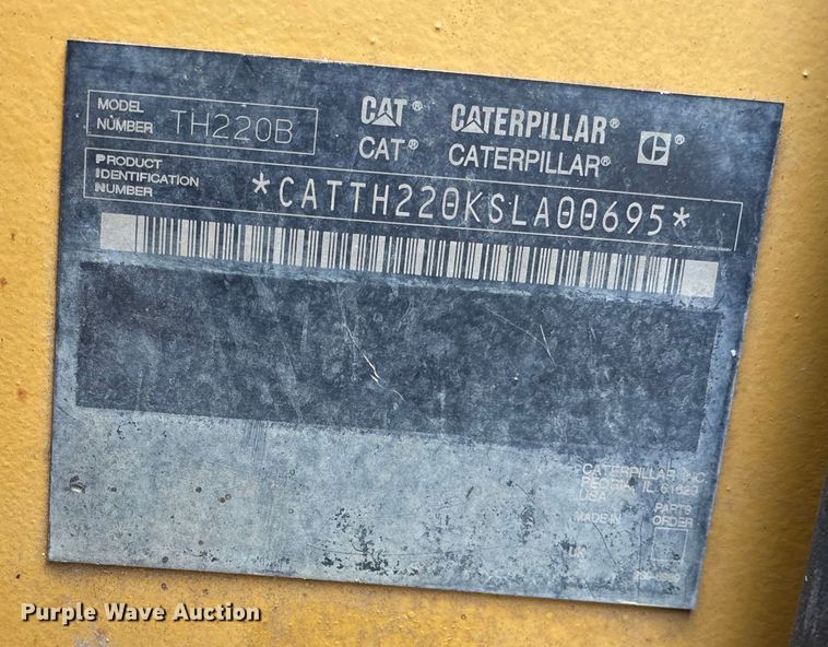 image for item FG1648 2005 Caterpillar TH220B telehandler