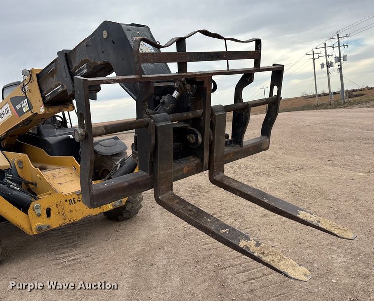 image for item FG1649 2014 Caterpillar TH514C telehandler