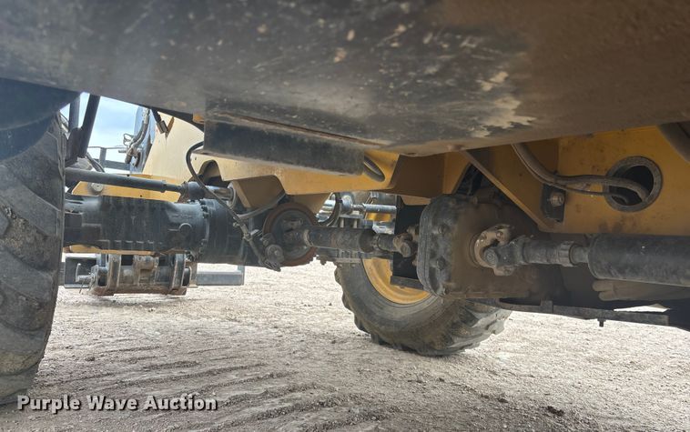 image for item FG1649 2014 Caterpillar TH514C telehandler