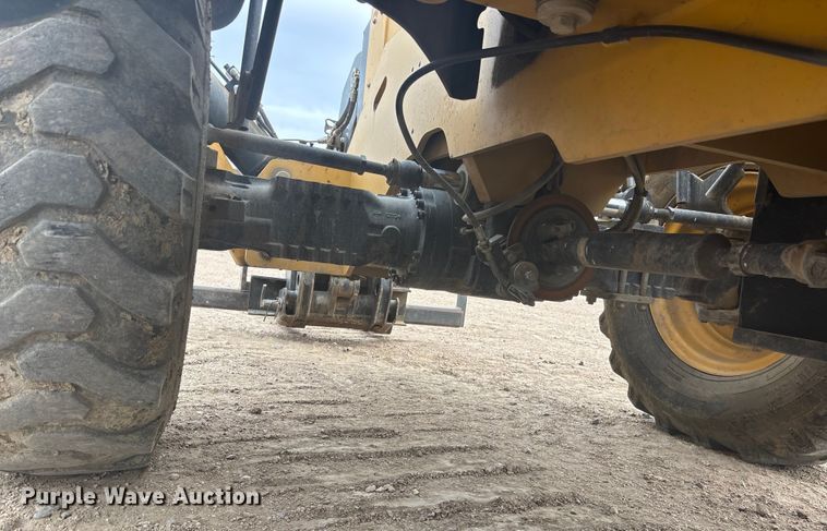 image for item FG1649 2014 Caterpillar TH514C telehandler