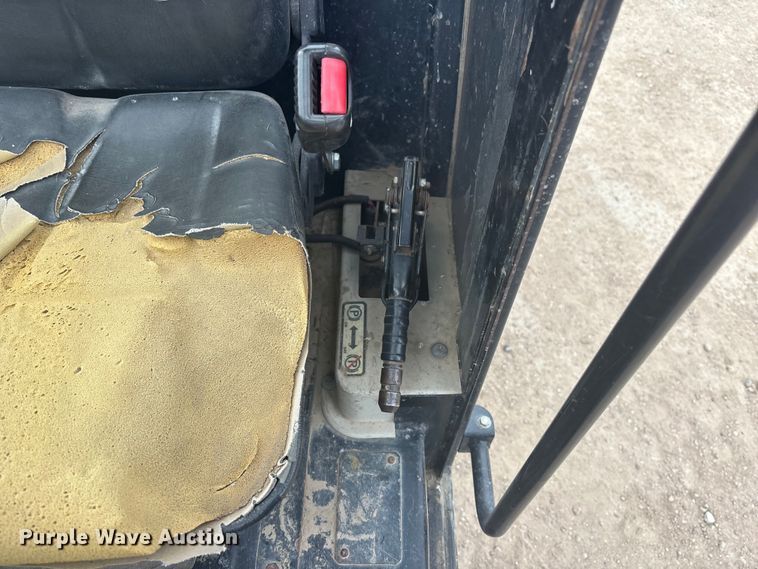 image for item FG1649 2014 Caterpillar TH514C telehandler