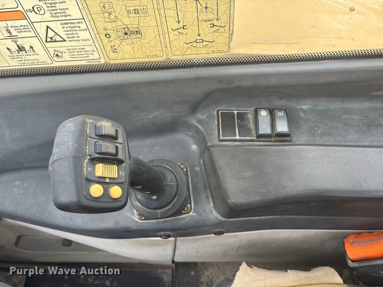 image for item FG1649 2014 Caterpillar TH514C telehandler