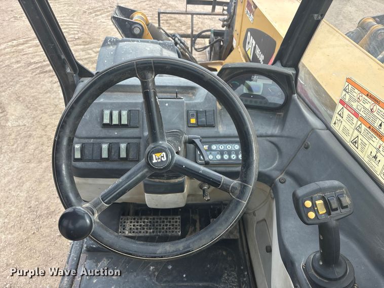 image for item FG1649 2014 Caterpillar TH514C telehandler