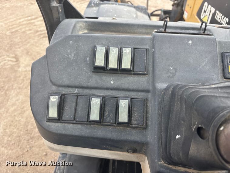 image for item FG1649 2014 Caterpillar TH514C telehandler