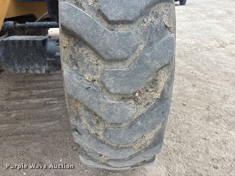 image for item FG1649 2014 Caterpillar TH514C telehandler