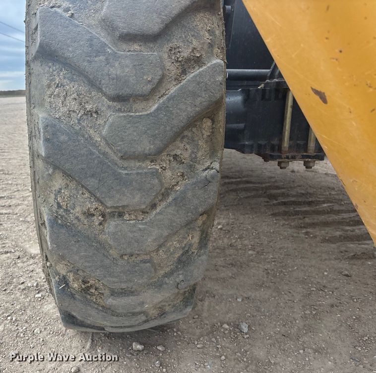 image for item FG1649 2014 Caterpillar TH514C telehandler