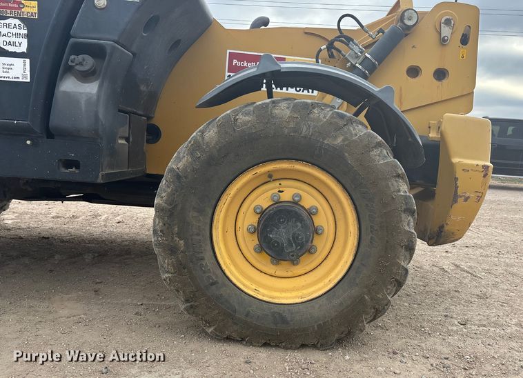 image for item FG1649 2014 Caterpillar TH514C telehandler