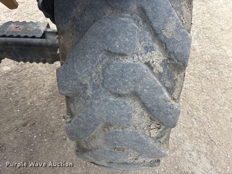 image for item FG1649 2014 Caterpillar TH514C telehandler