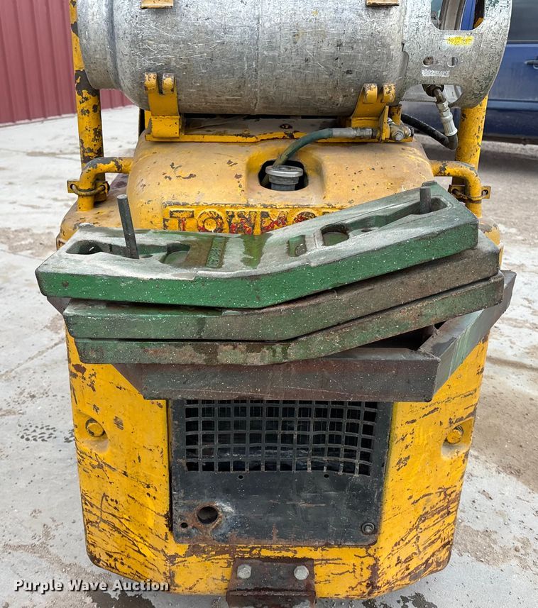 image for item FG1650 Caterpillar 422 forklift