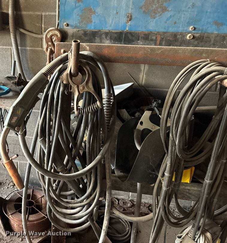 image for item FG1659 Miller Deltaweld 451 welder/generator