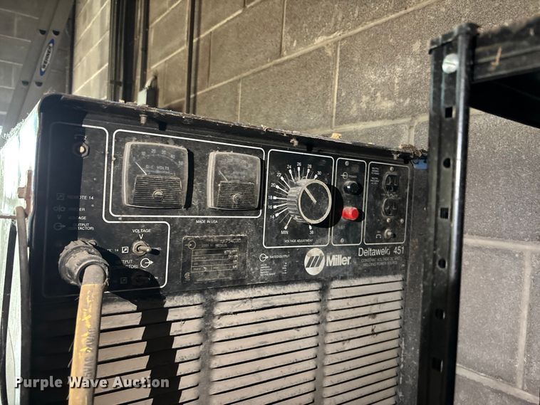 image for item FG1659 Miller Deltaweld 451 welder/generator