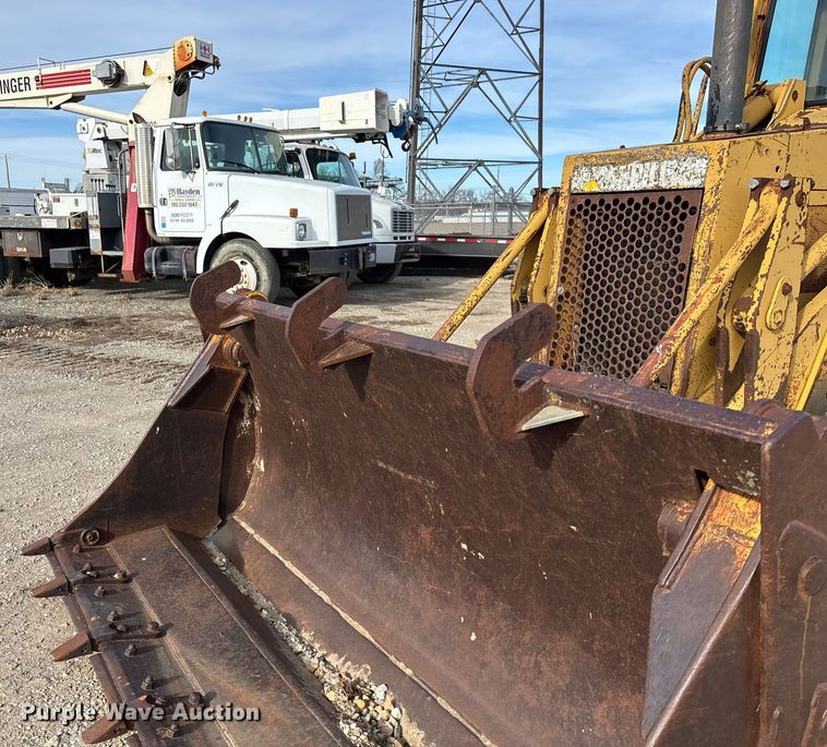 image for item FG1667 1992 Caterpillar 935C loader