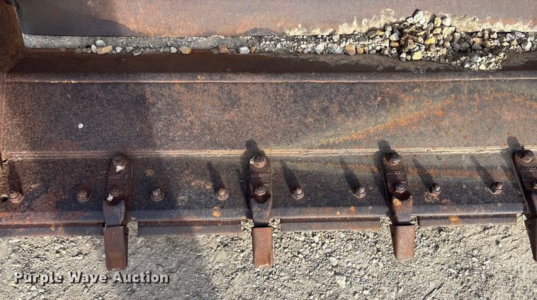 image for item FG1667 1992 Caterpillar 935C loader