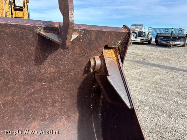 image for item FG1667 1992 Caterpillar 935C loader