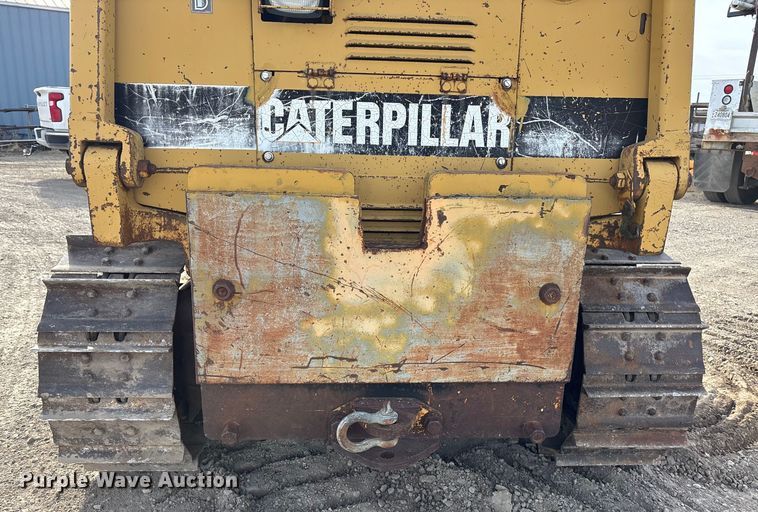image for item FG1667 1992 Caterpillar 935C loader