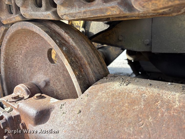 image for item FG1667 1992 Caterpillar 935C loader