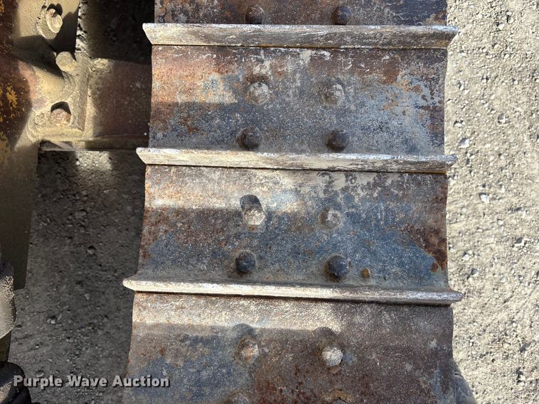 image for item FG1667 1992 Caterpillar 935C loader