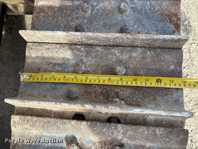 image for item FG1667 1992 Caterpillar 935C loader