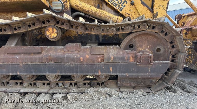 image for item FG1667 1992 Caterpillar 935C loader